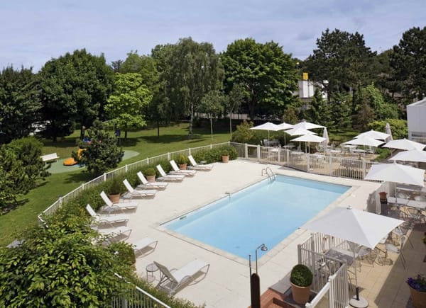 Novotel Amiens Est ****, Hôtel 4*, Boves, France